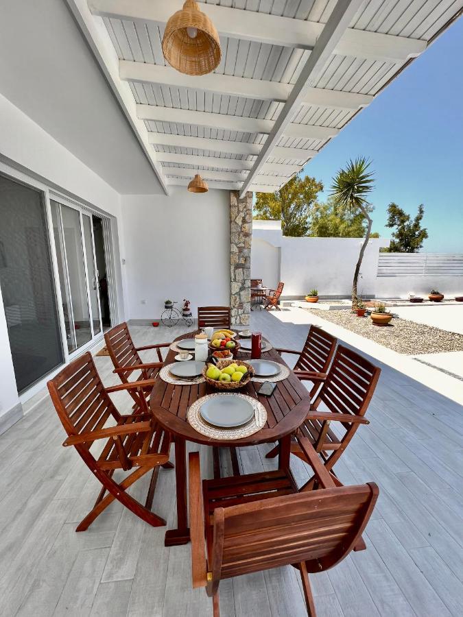 Vaso Beach Front Villa Ialysos  Exterior foto