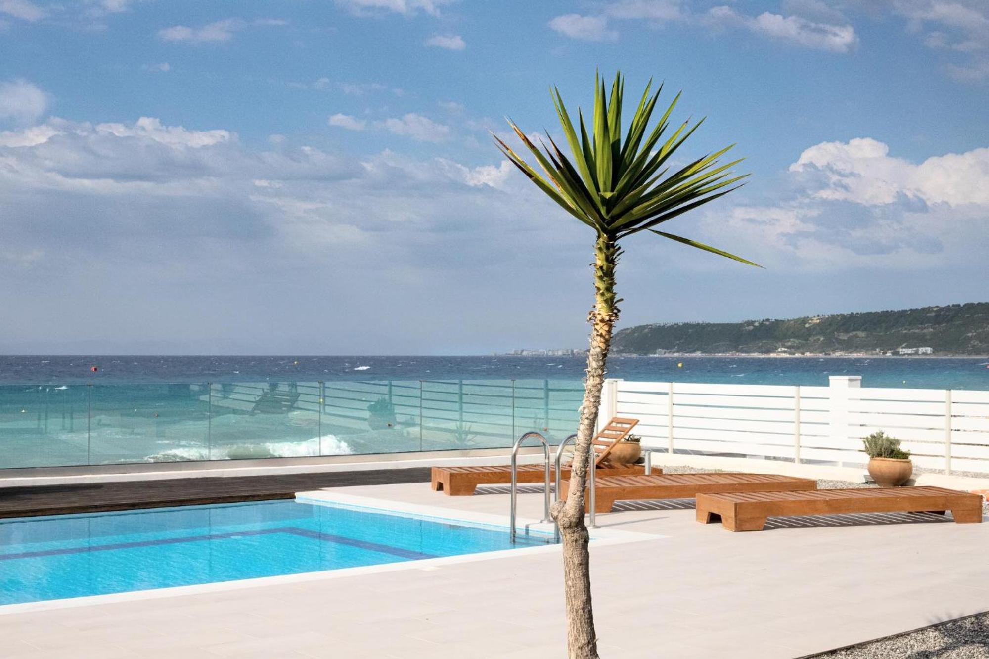 Vaso Beach Front Villa Ialysos  Exterior foto